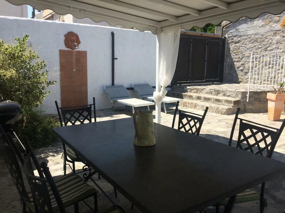 Casa Delle Sirene Villa Letojanni Italië